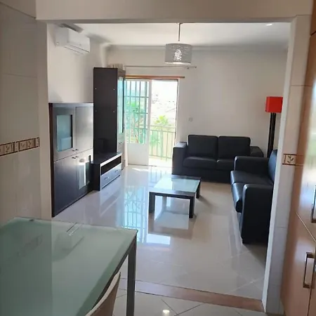 T2 Renovated Ocean View Quarteira