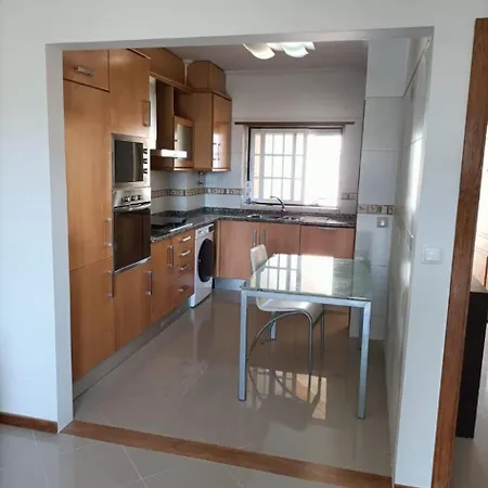 T2 Renovated Ocean View Appartement